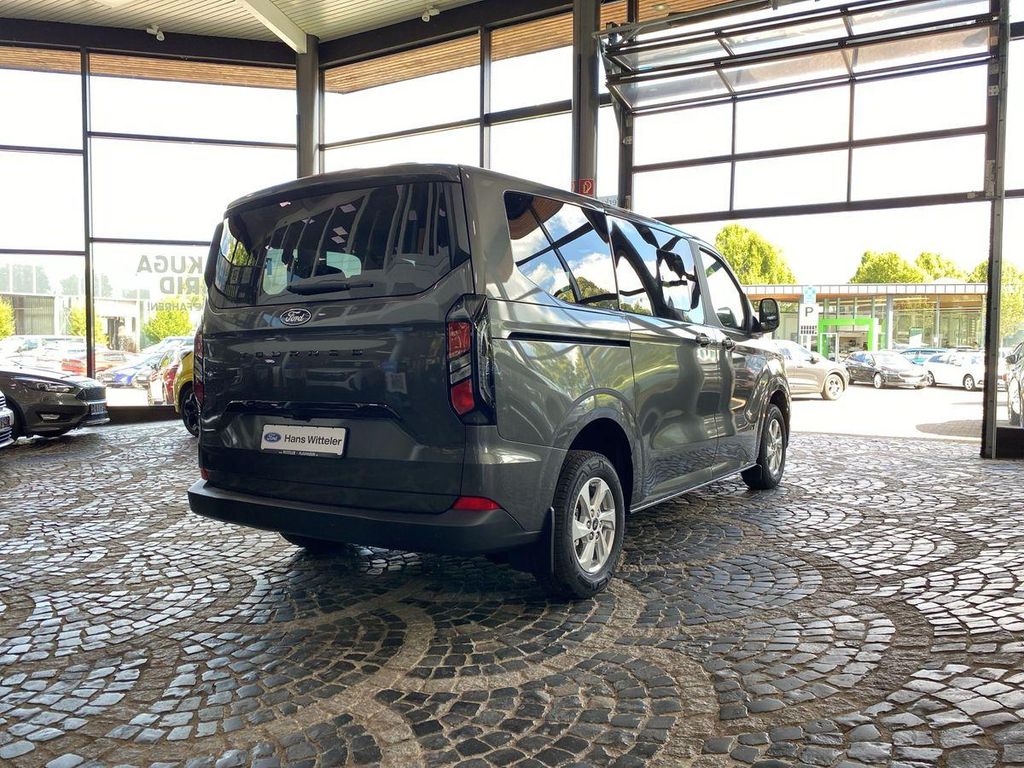 Ford Tourneo
