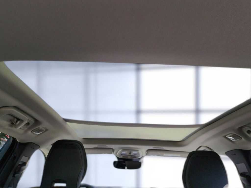 Volvo V60 Cross Country 2023