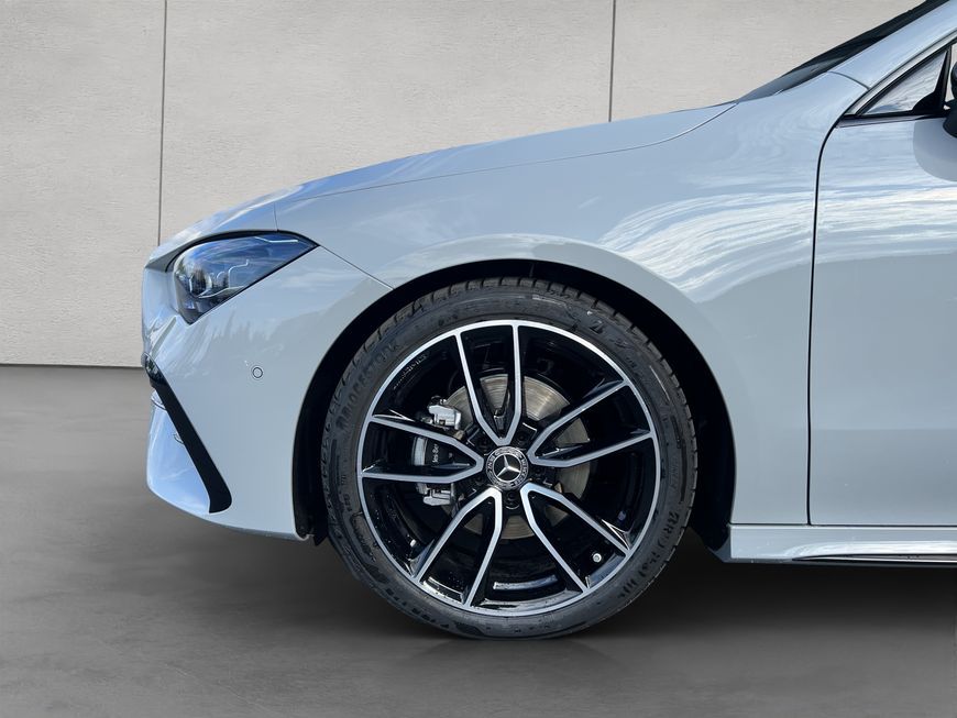 Mercedes-Benz CLA 180 2025