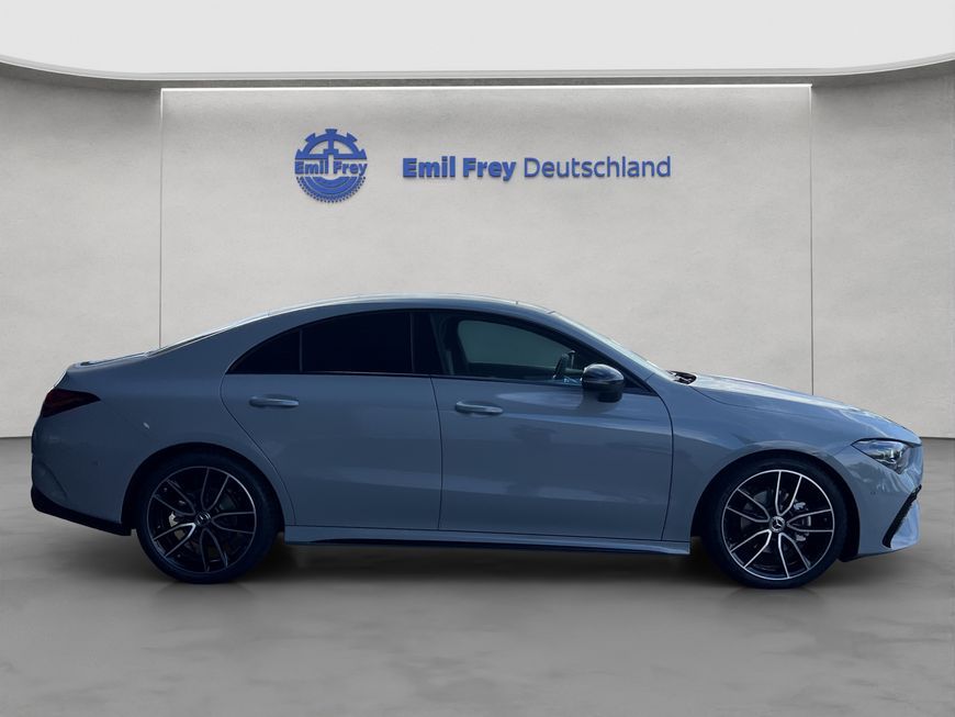 Mercedes-Benz CLA 180 2025