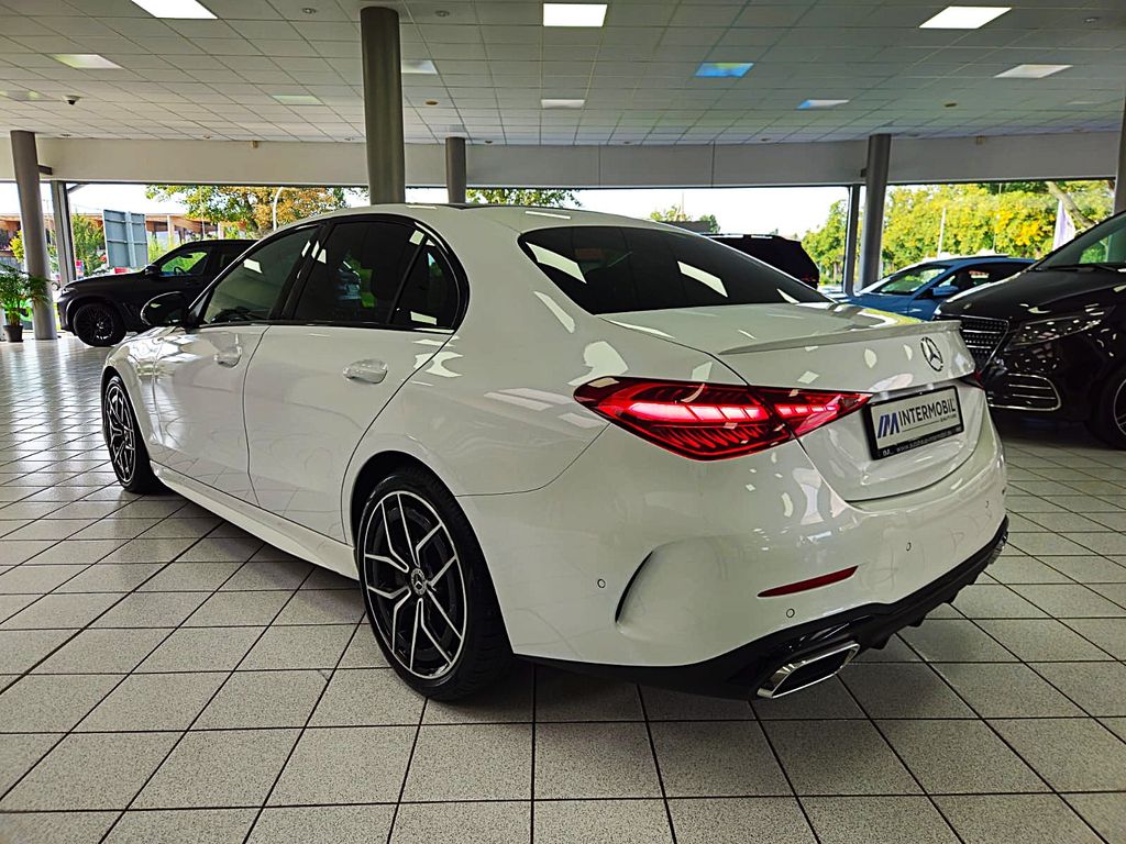 Mercedes-Benz C 300 2025