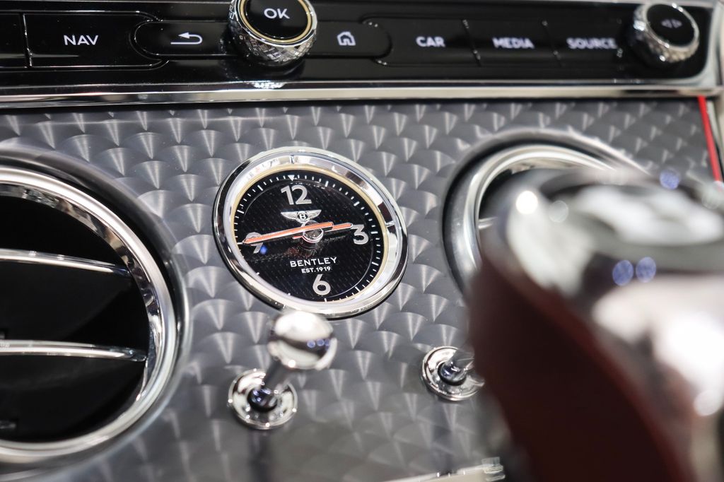 Bentley Continental GTC 2022