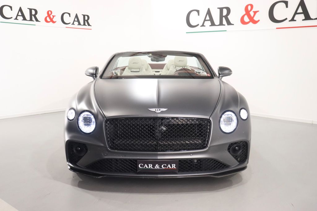 Bentley Continental GTC 2022