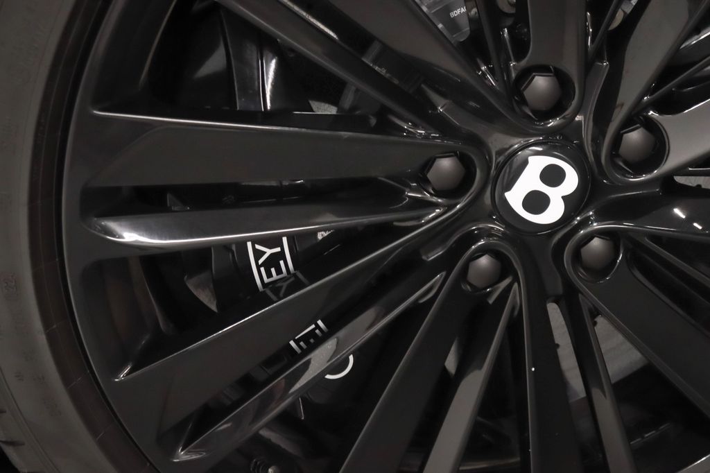Bentley Continental GTC 2022