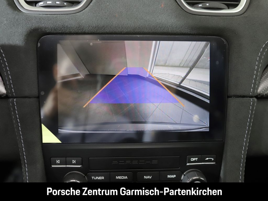 Porsche Boxster 2025