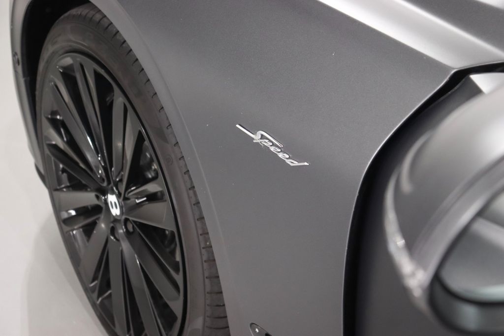 Bentley Continental GTC 2022