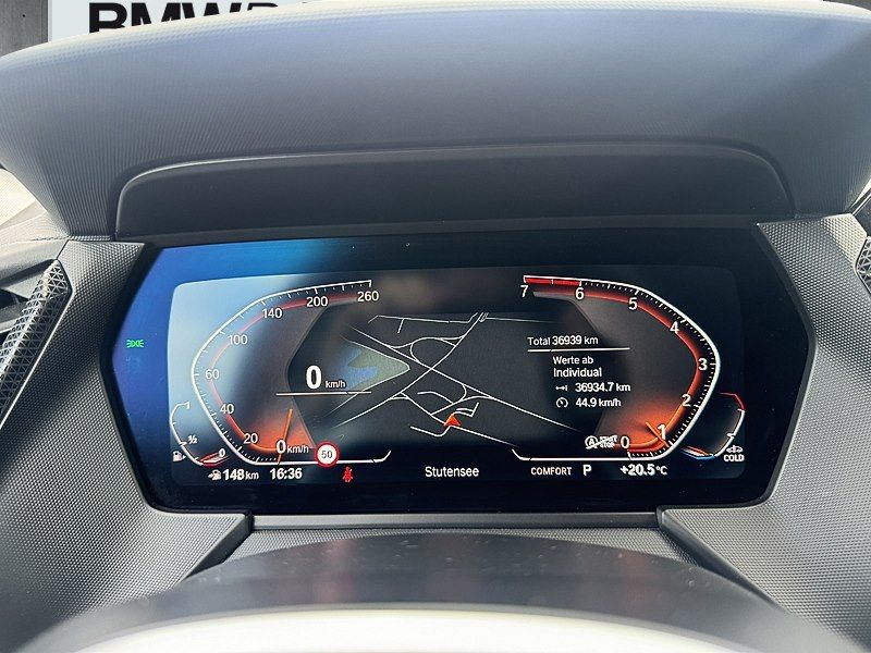 BMW 118 2023