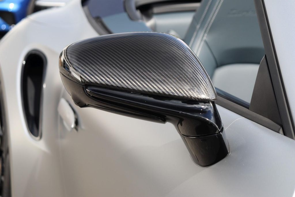 Porsche 992 2021