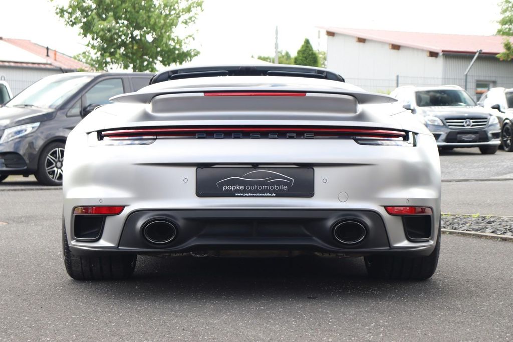 Porsche 992 2021