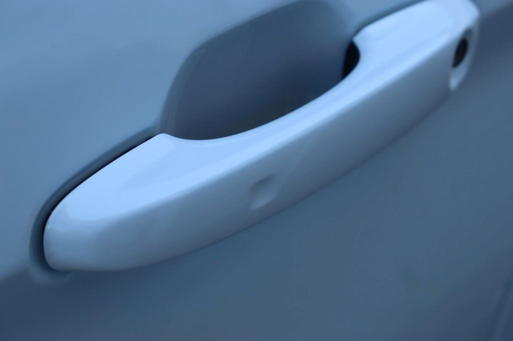 Ford Tourneo Custom 2025