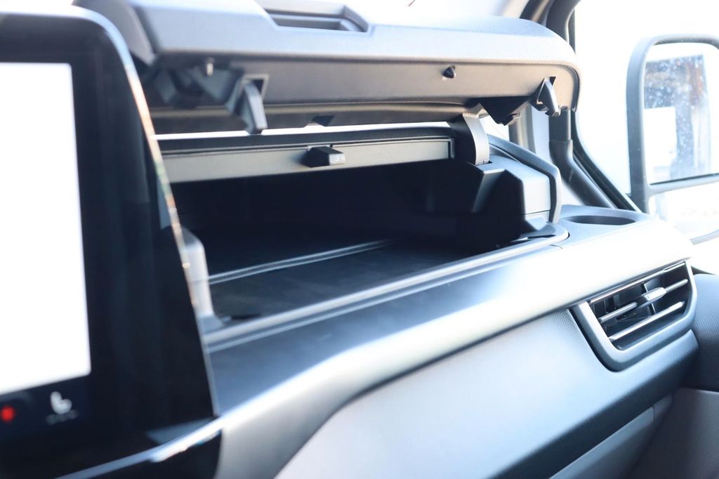 Ford Tourneo Custom 2025