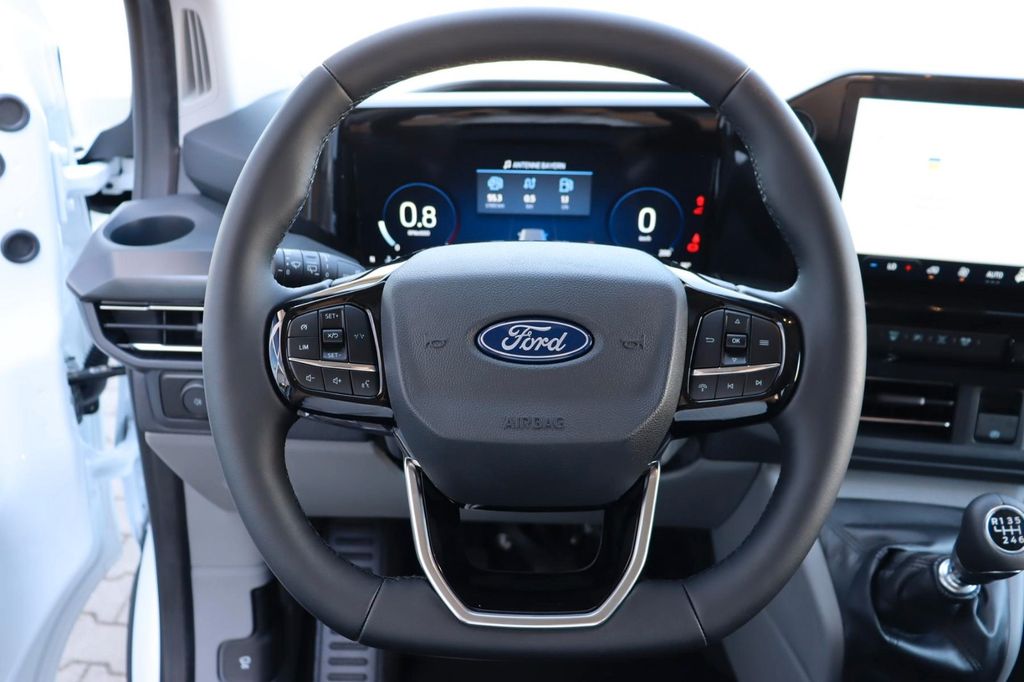 Ford Tourneo Custom 2025