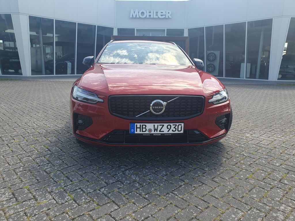 Volvo V60 2024