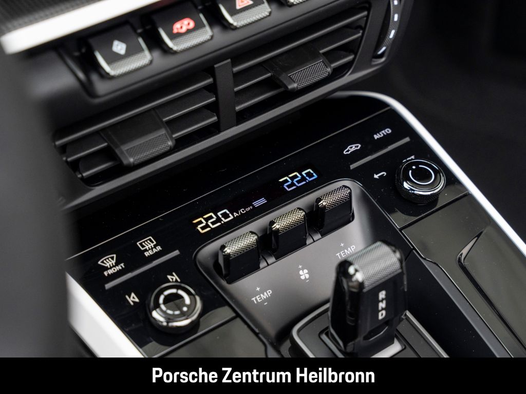 Porsche 992 2025