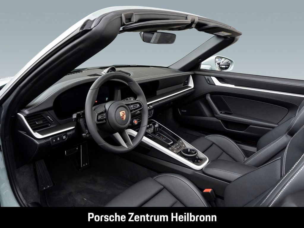 Porsche 992 2025