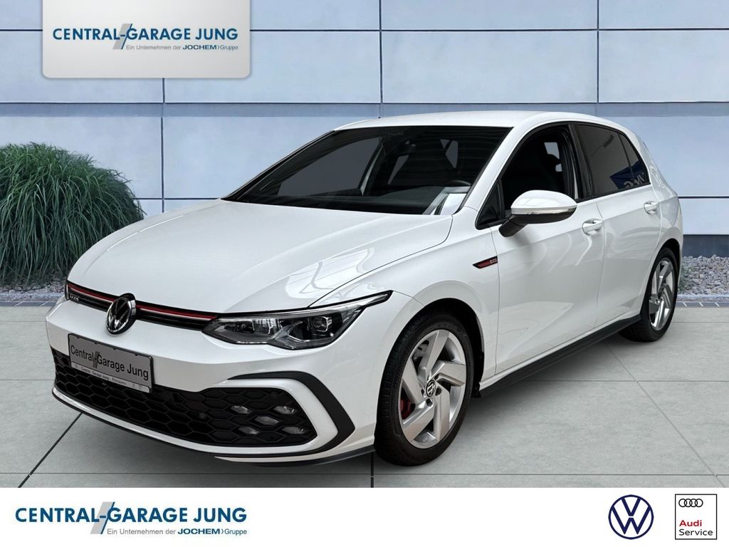 Volkswagen Golf 2021