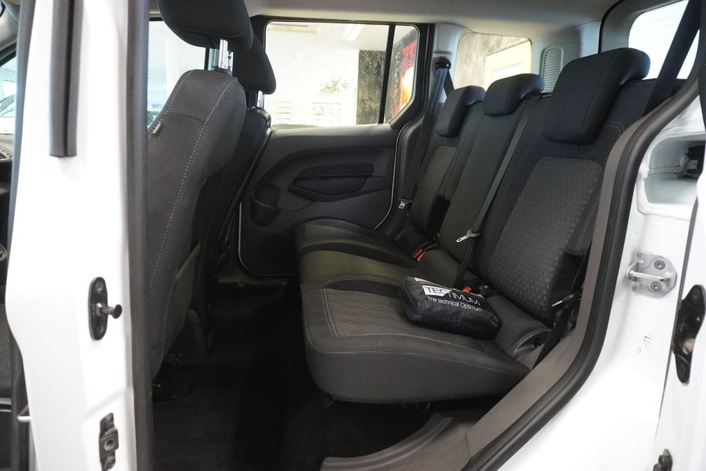 Ford Tourneo Connect 2021