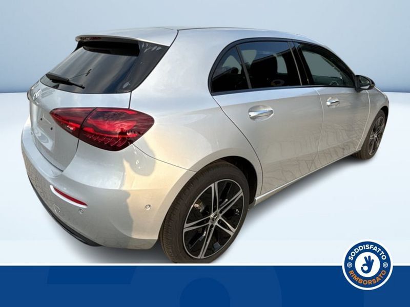 Mercedes-Benz A 180 2024