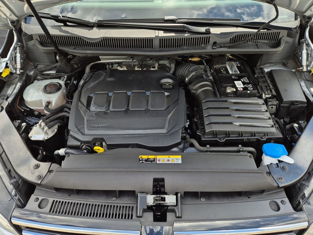 Volkswagen Touran 2021