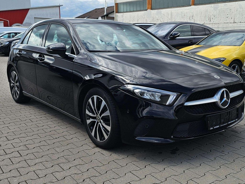 Mercedes-Benz A 160 2023