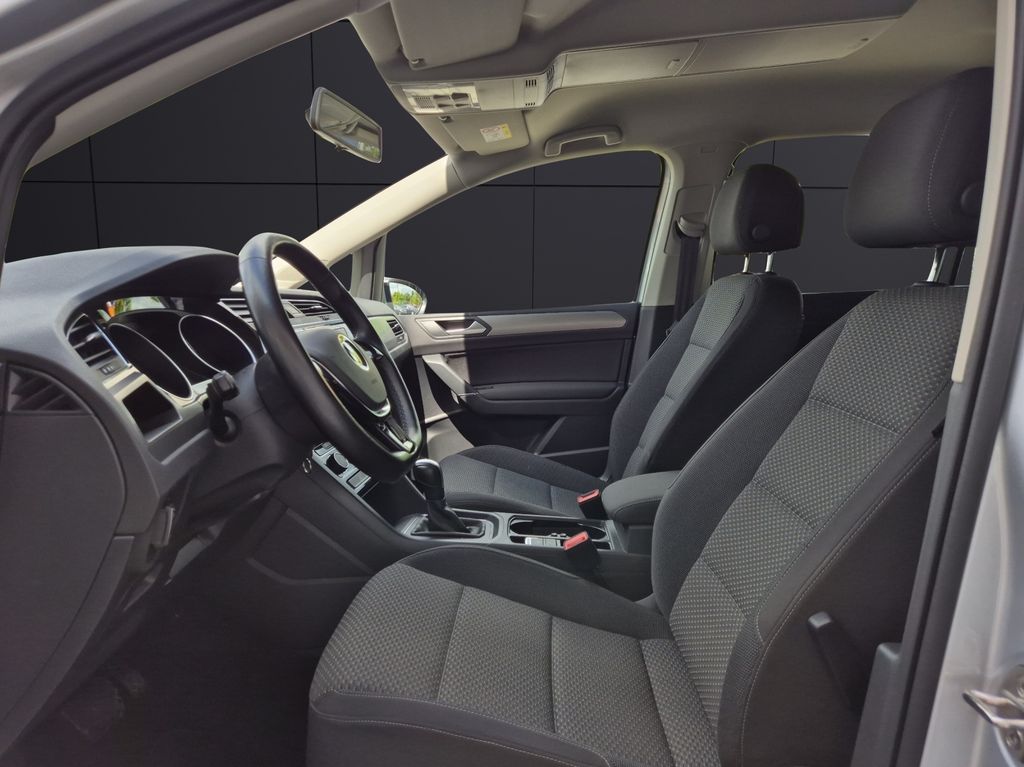 Volkswagen Touran 2021