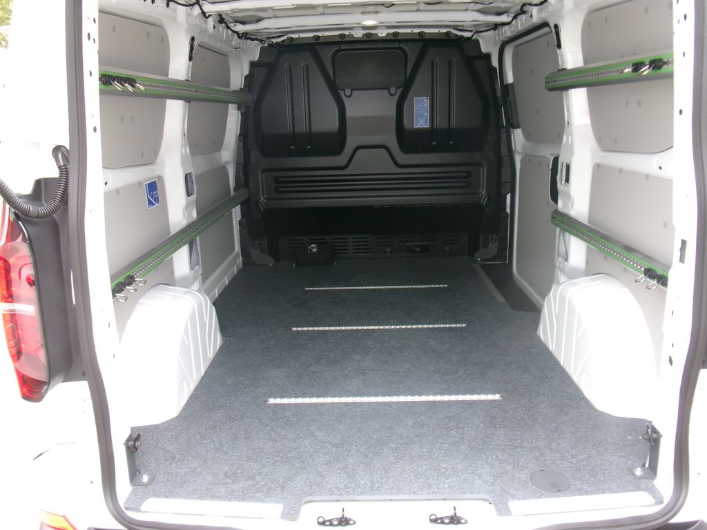 Volkswagen T7 Transporter 2025