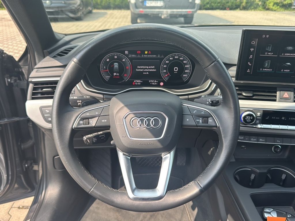 Audi A4 2022