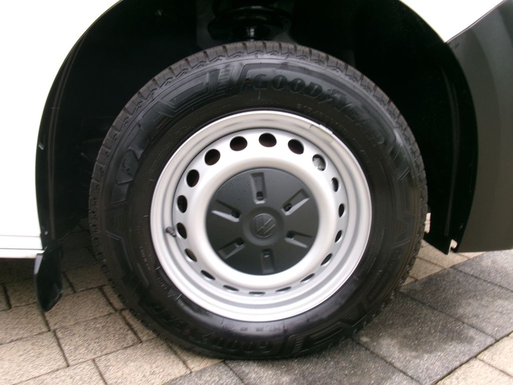 Volkswagen T7 Transporter 2025