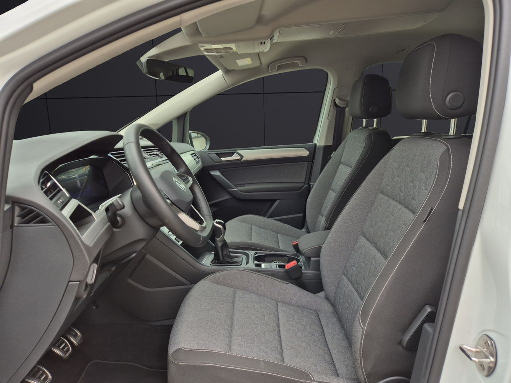 Volkswagen Touran 2024