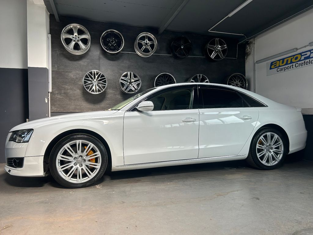 Audi A8 2011