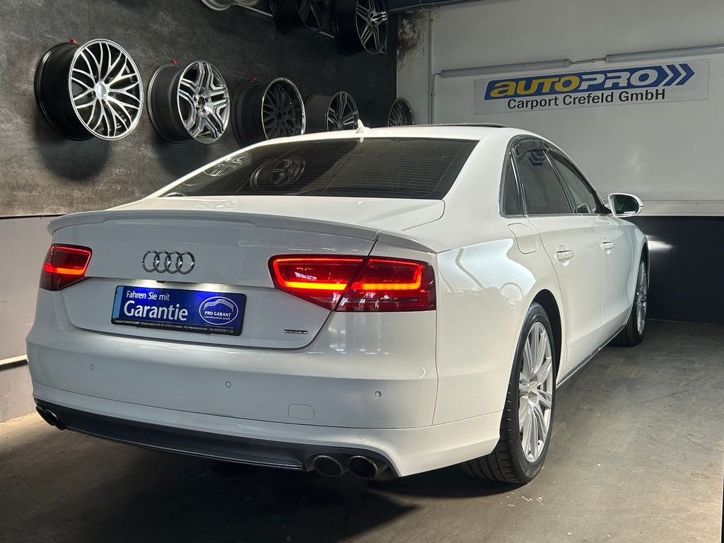 Audi A8 2011