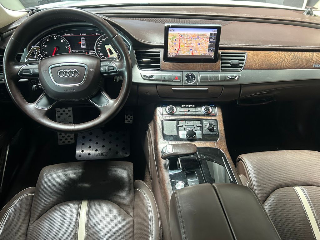 Audi A8 2011