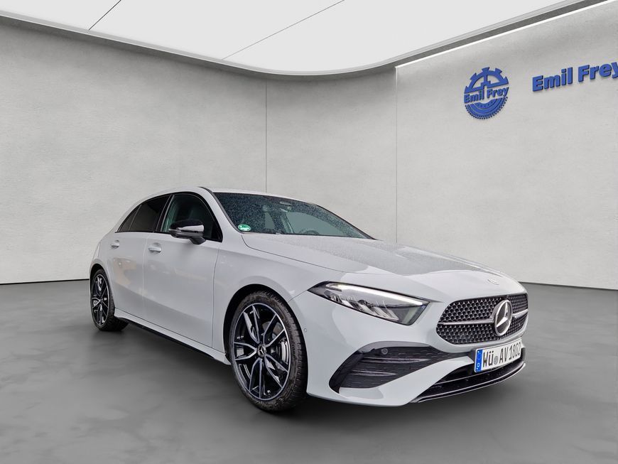 Mercedes-Benz A 180 2025