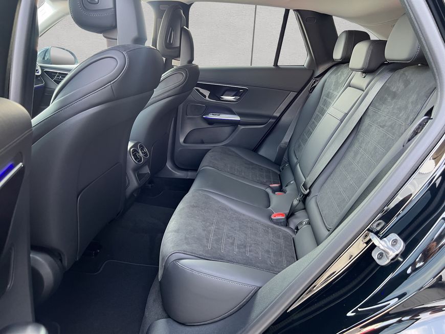 Mercedes-Benz GLC 300 2025