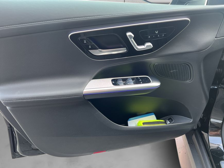 Mercedes-Benz GLC 300 2025