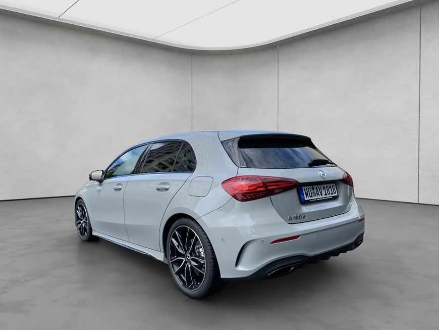 Mercedes-Benz A 180 2025