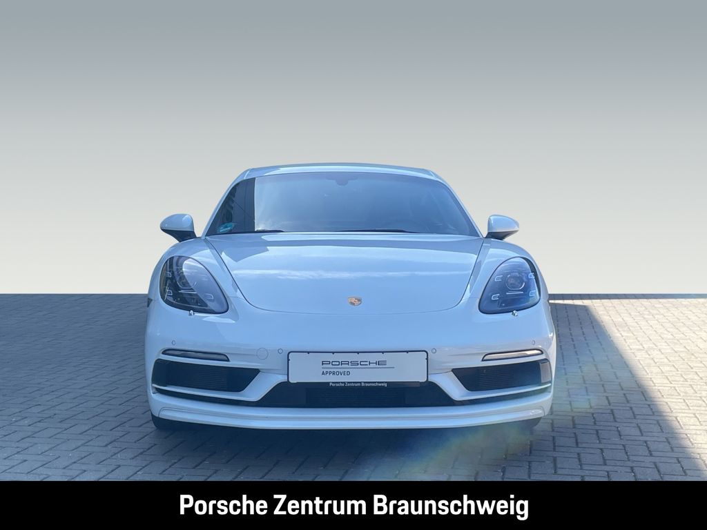 Porsche Cayman 2024
