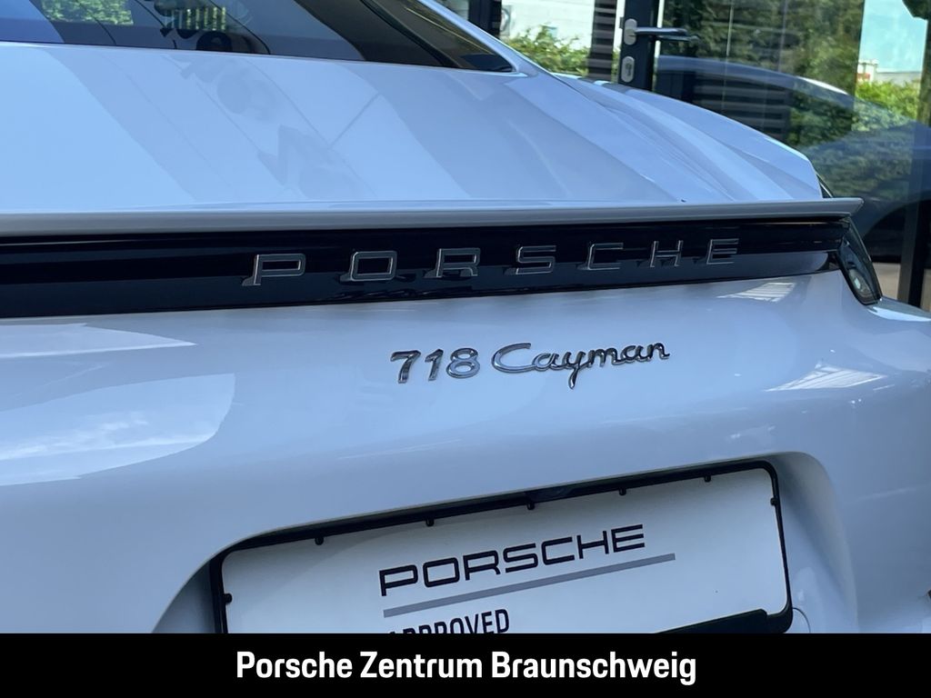 Porsche Cayman 2024