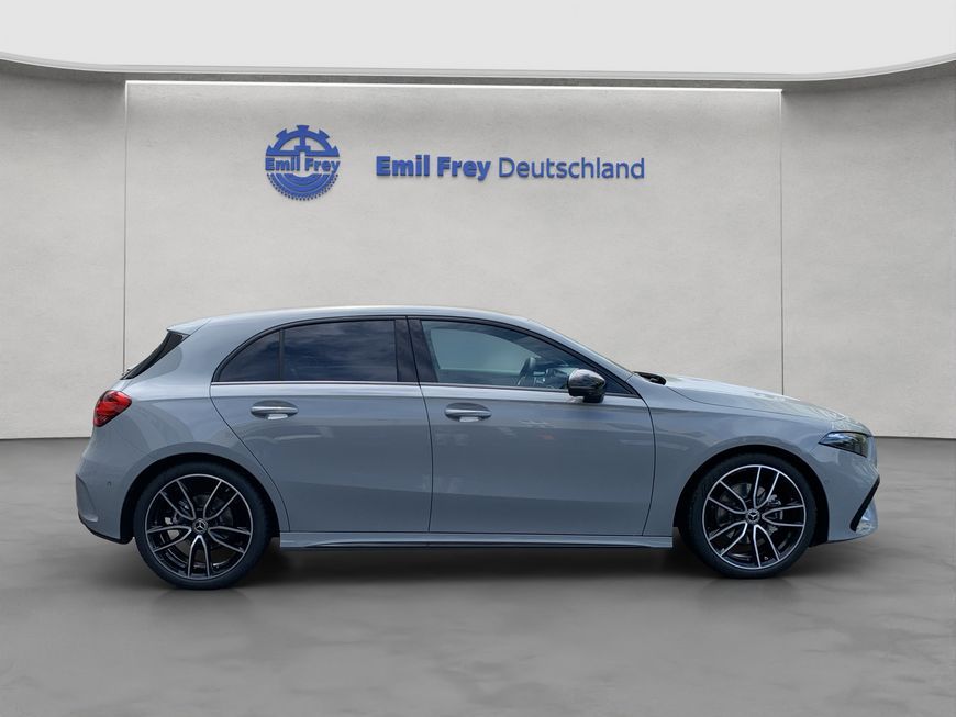 Mercedes-Benz A 180 2025