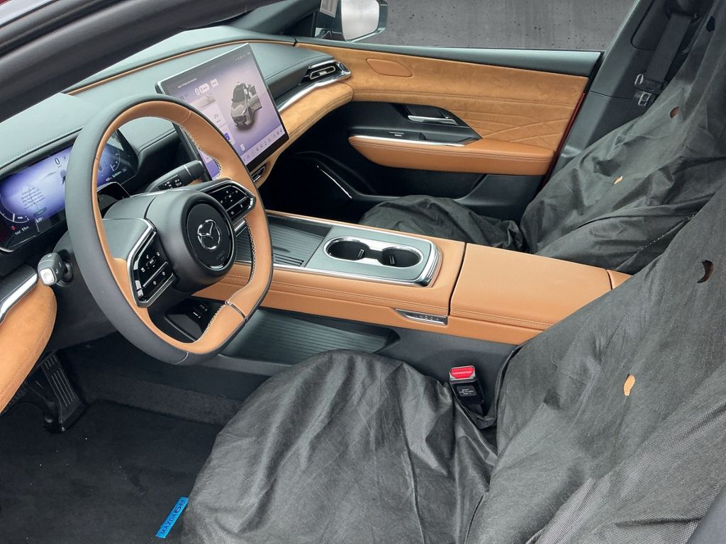 Mazda 6e 2025