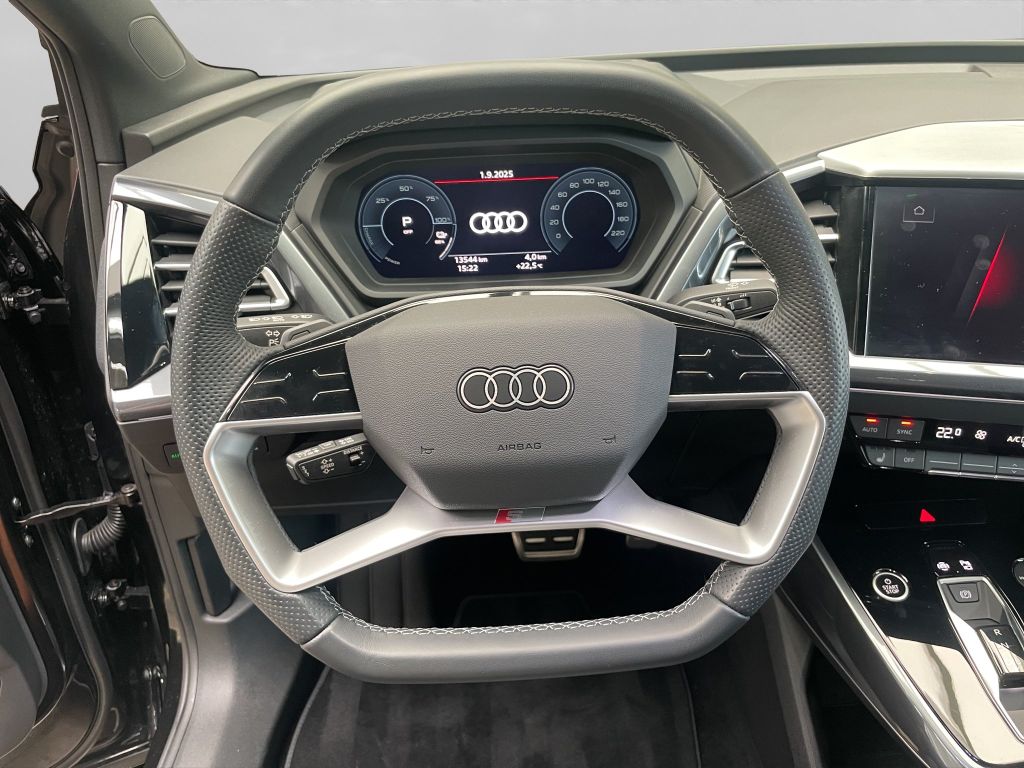 Audi Q4 e-tron 2024