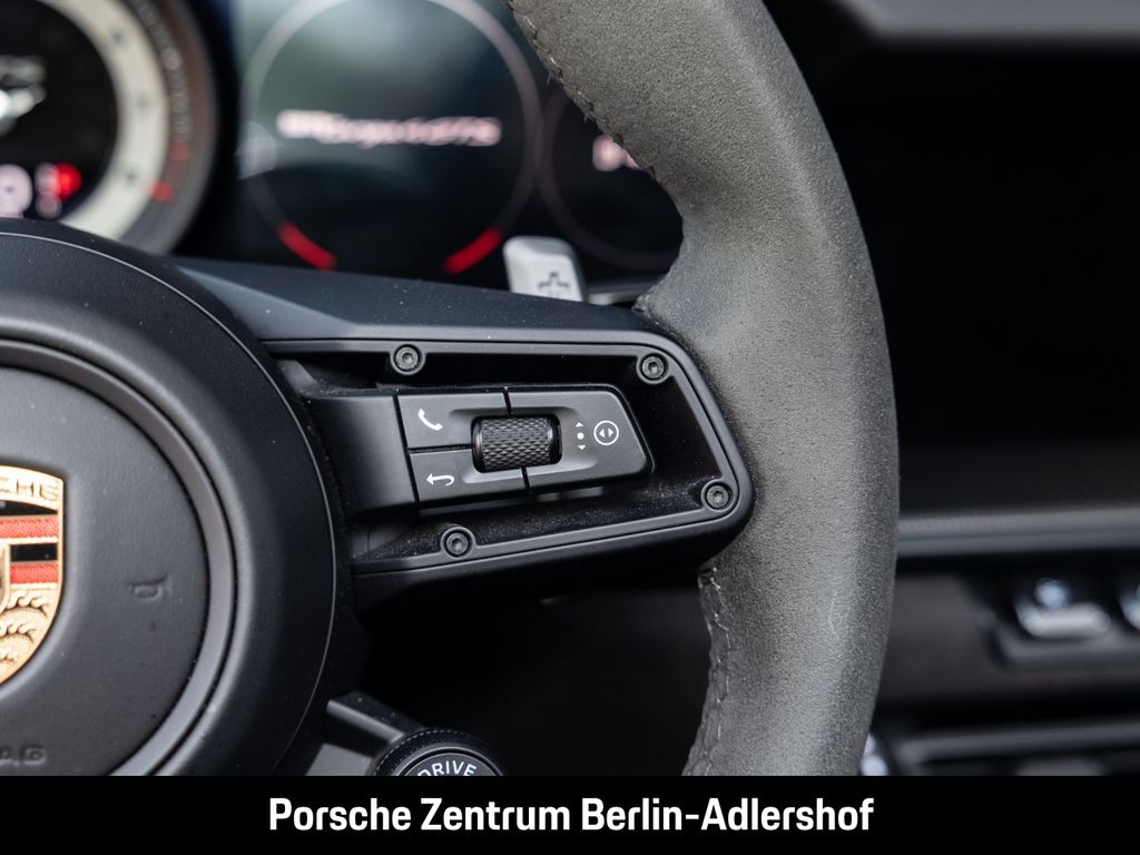 Porsche 992 2023