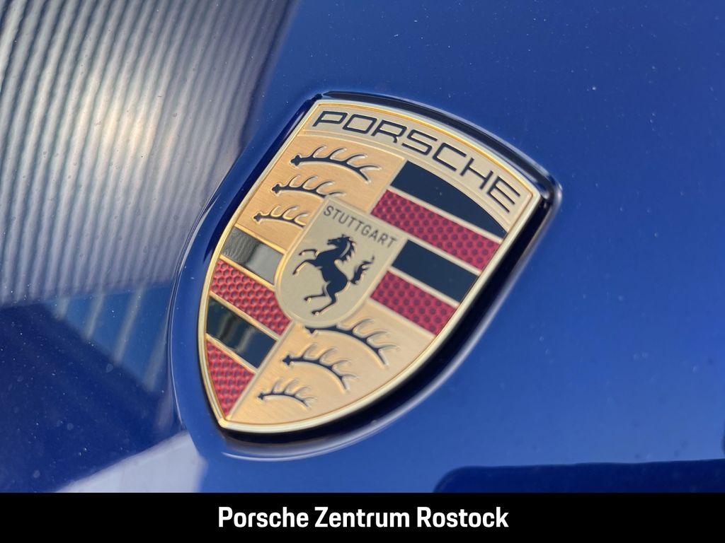 Porsche 992 2025