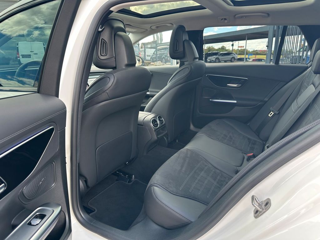 Mercedes-Benz C 300 2024