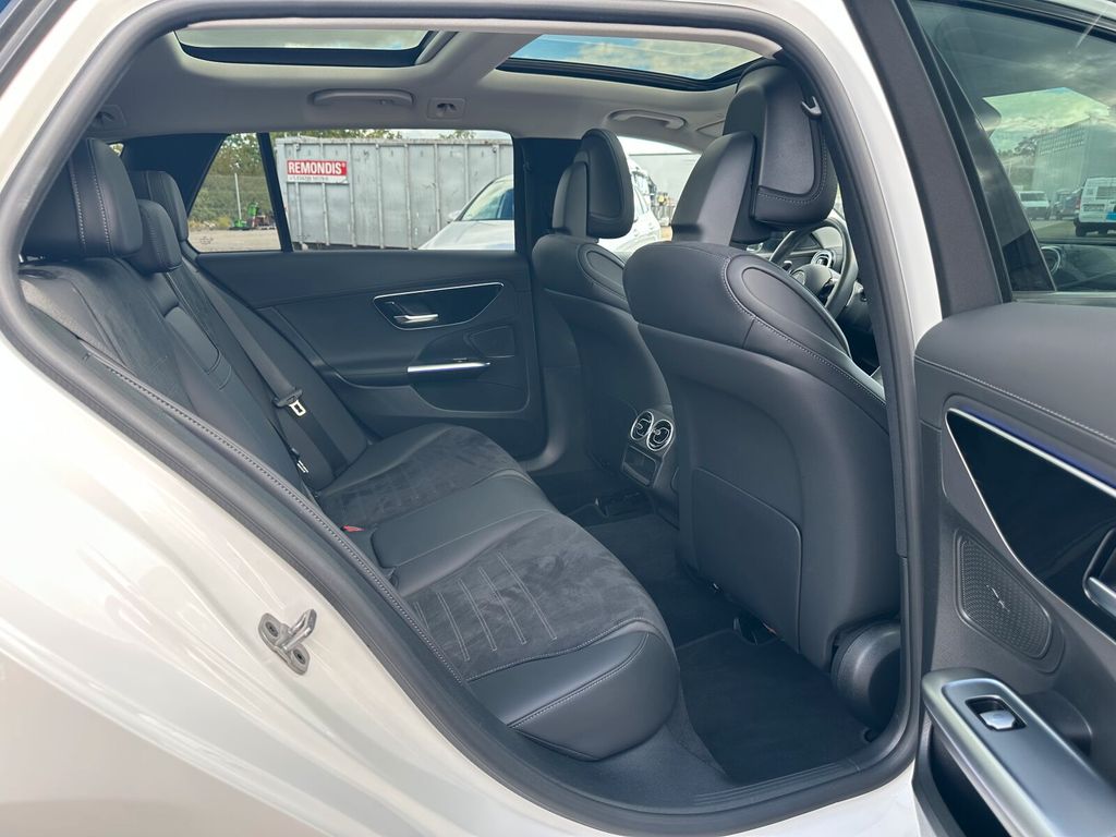 Mercedes-Benz C 300 2024