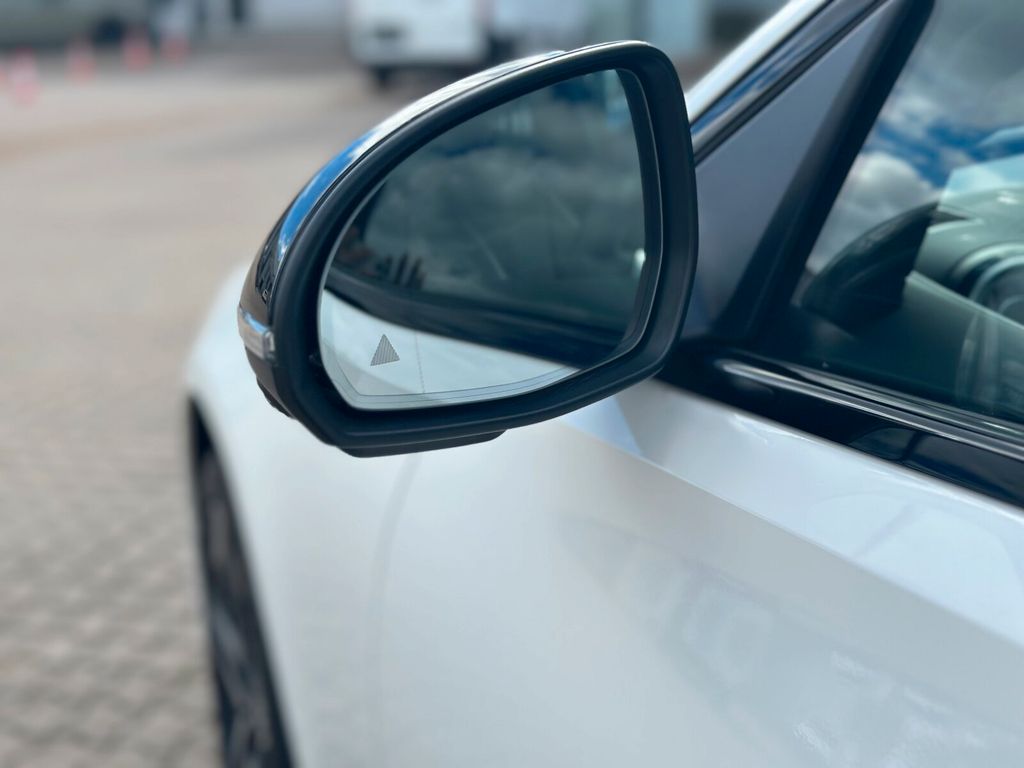 Mercedes-Benz C 300 2024