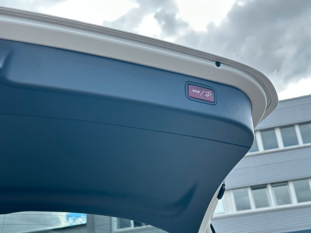 Mercedes-Benz C 300 2024