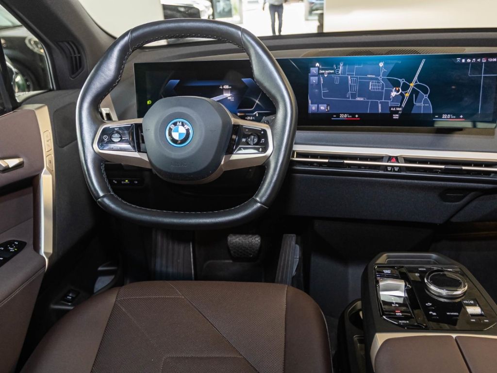 BMW iX 2022