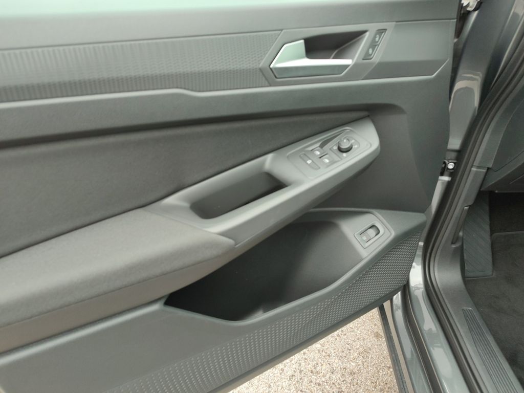 Ford Grand Tourneo 2025