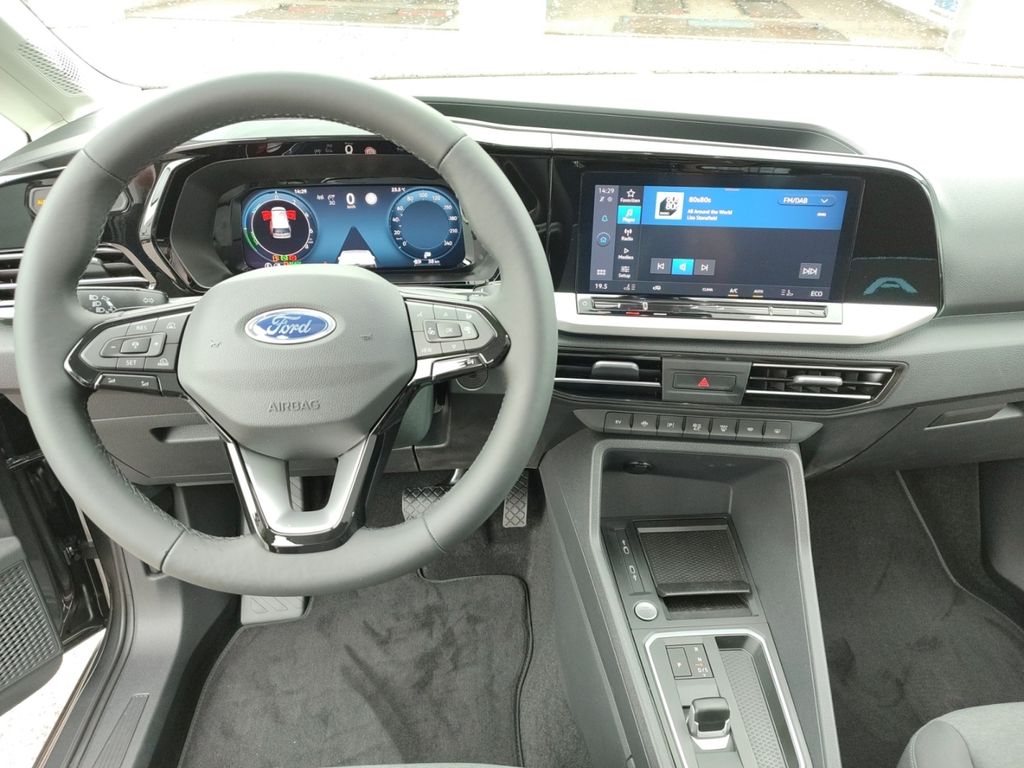 Ford Grand Tourneo 2025